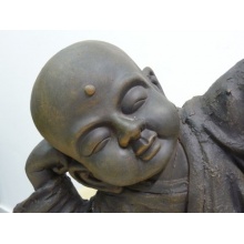 point-garden Buddha Mnch Gartenfigur liegend Bild 1