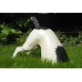 Figur halber Hund H 25 x L 33 cm Gartendeko aus Kunstharz Bild 1