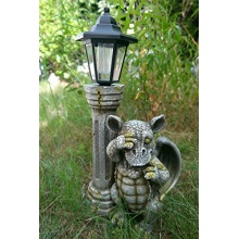 Drachenkind schmt sich mit Solar Laterne Drache Figur Gartenfigur Bild 1