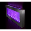 Sprudelnder Wandbrunnen mit bunter LED-Beleuchtung, Querformat Bild 1