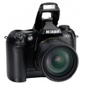Nikon D-100 digitale Spiegelreflexkamera 6,0 Megapixel Bild 1