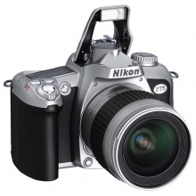 Nikon F75  Spiegelreflexkamera silber Bild 1